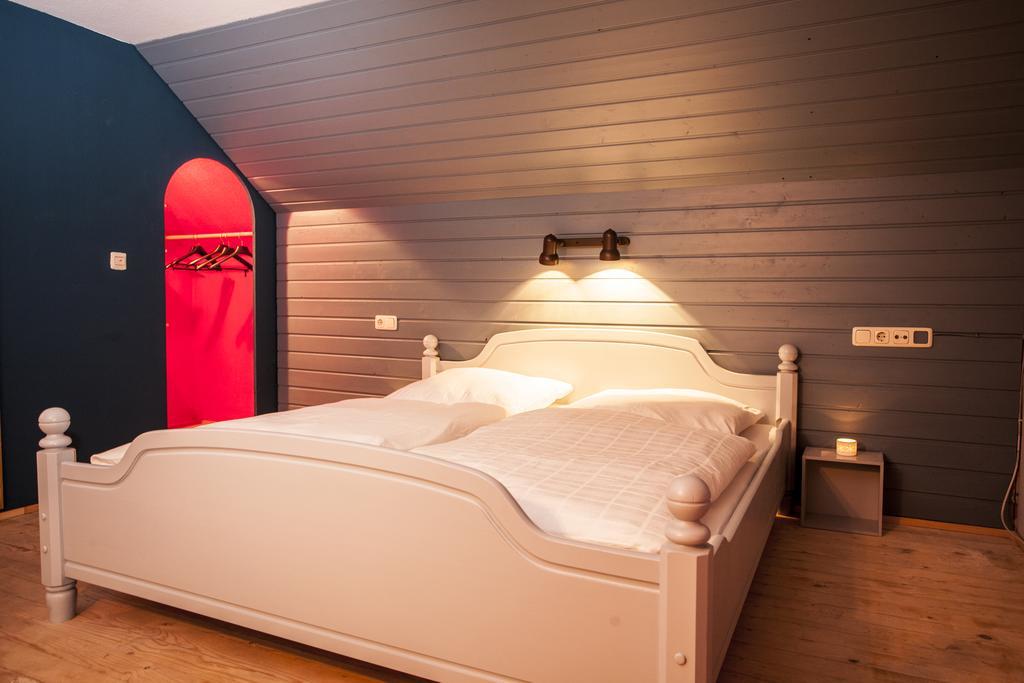 Der Gaukler Hostel Oberstaufen Room photo